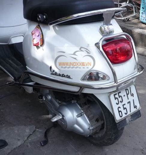 Khung bảo vệ xe Vespa LX kiểu 2 tầng